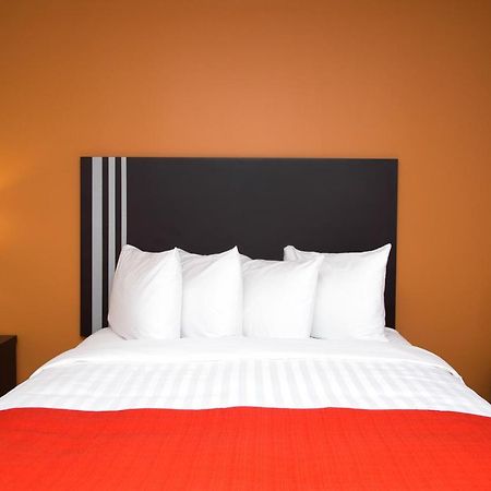Hotel Robin Hood Grand Falls Windsor Exterior photo